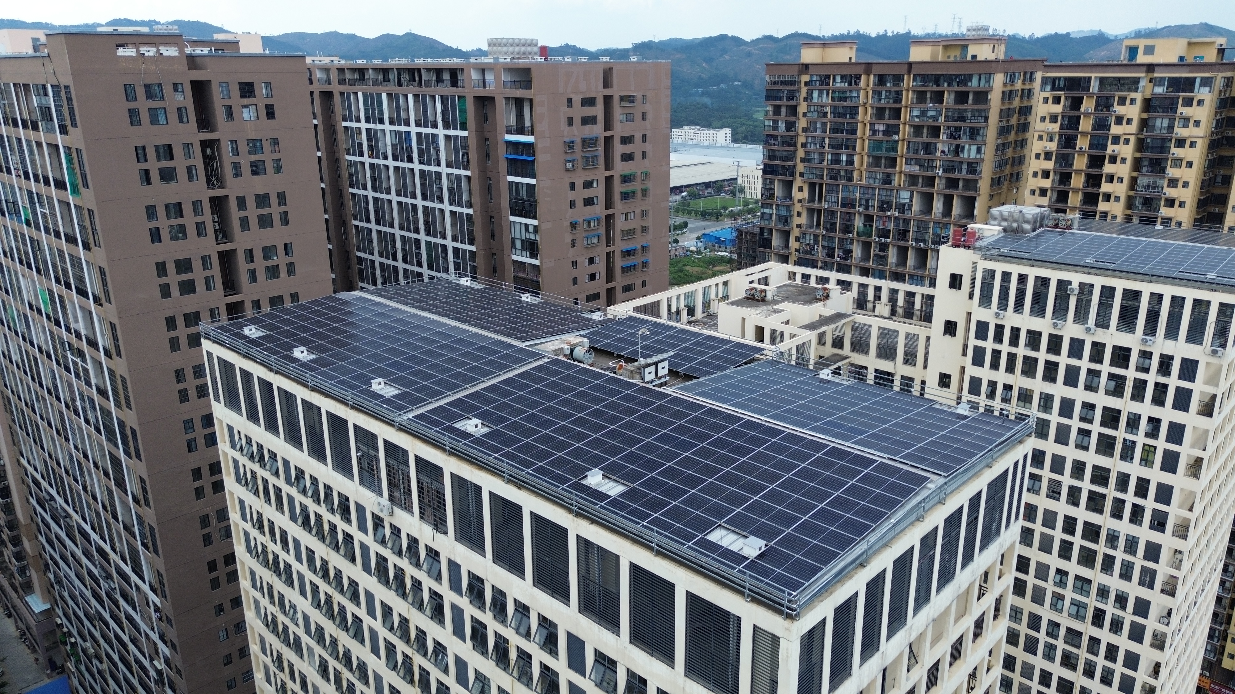 協(xié)和時(shí)代廣場(chǎng)光伏項(xiàng)目